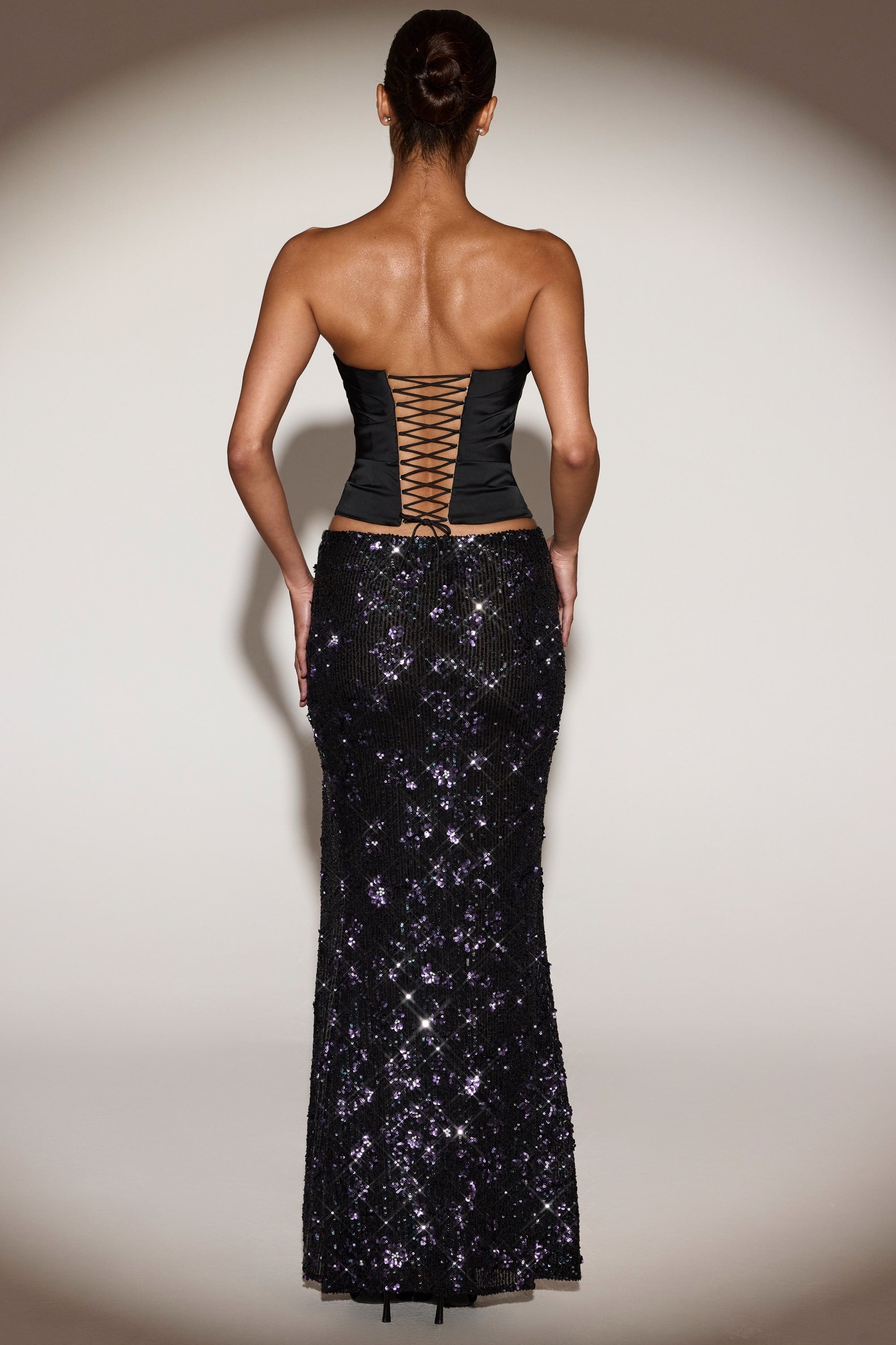 Embellished Mid-Rise Thigh-Split Maxi Skirt in Black Purple