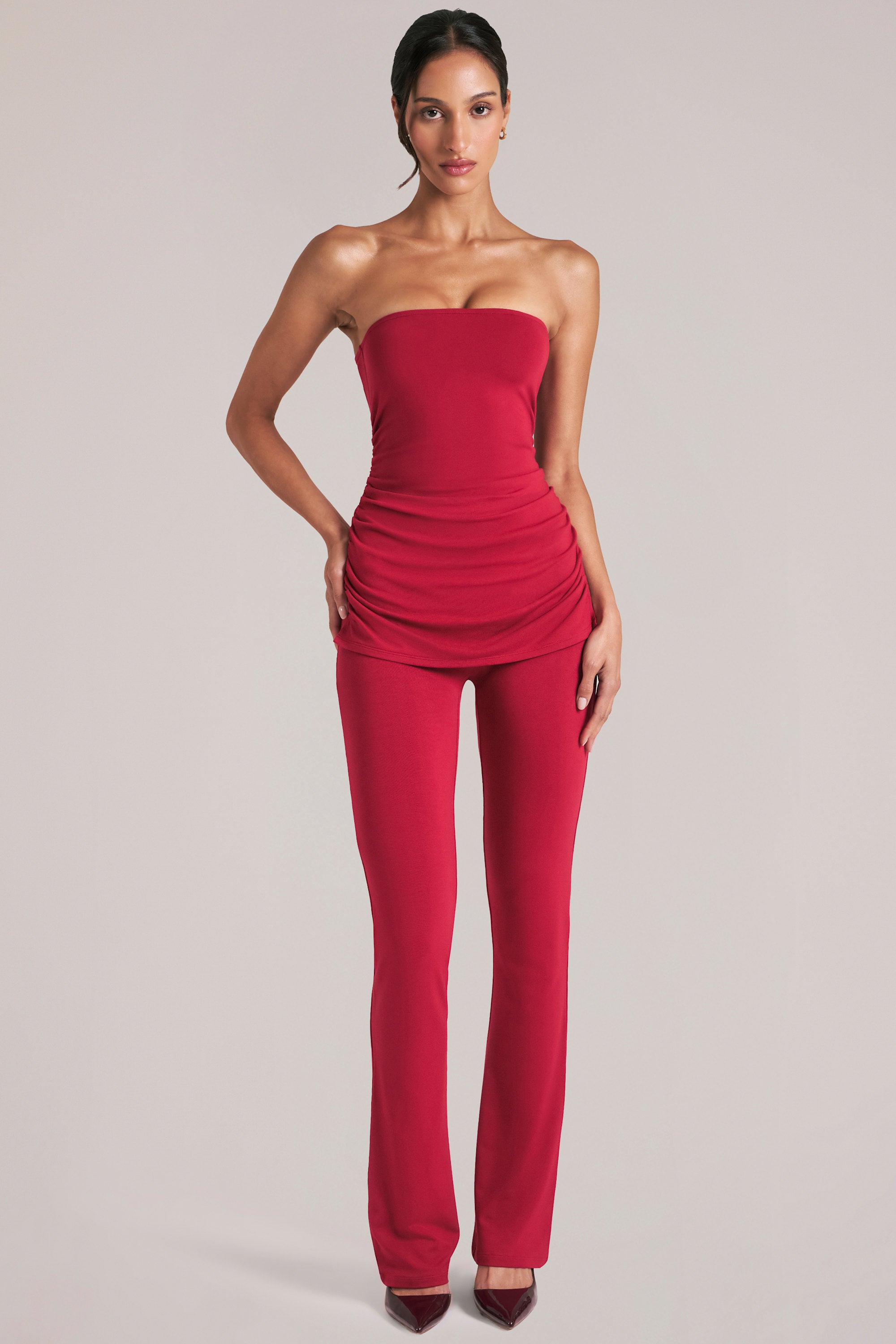 Mid-Rise Fitted Trousers  in Cherry Red