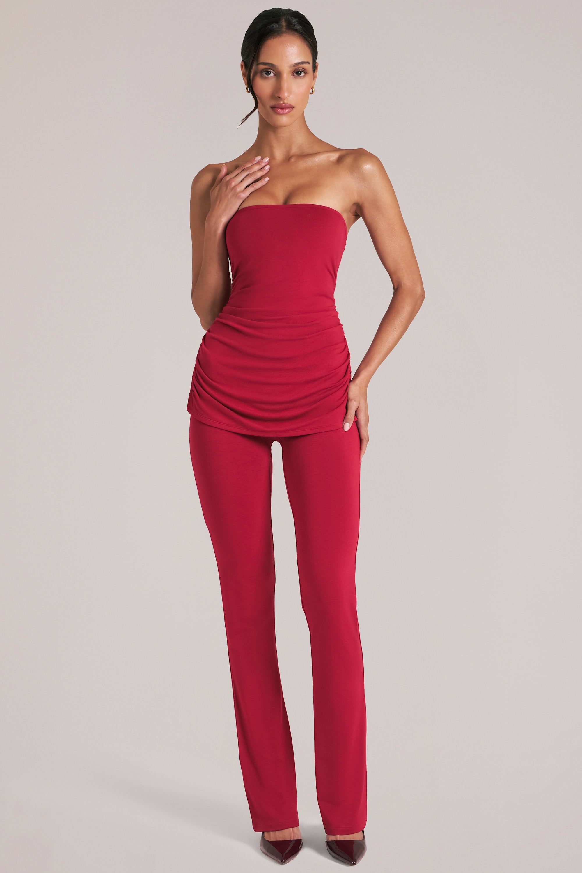 Mid-Rise Fitted Trousers  in Cherry Red