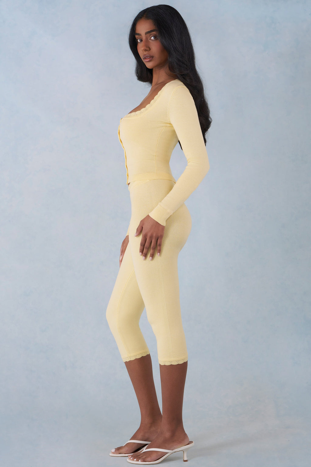 Knit Mid-Rise Capri Trousers in Butter Yellow