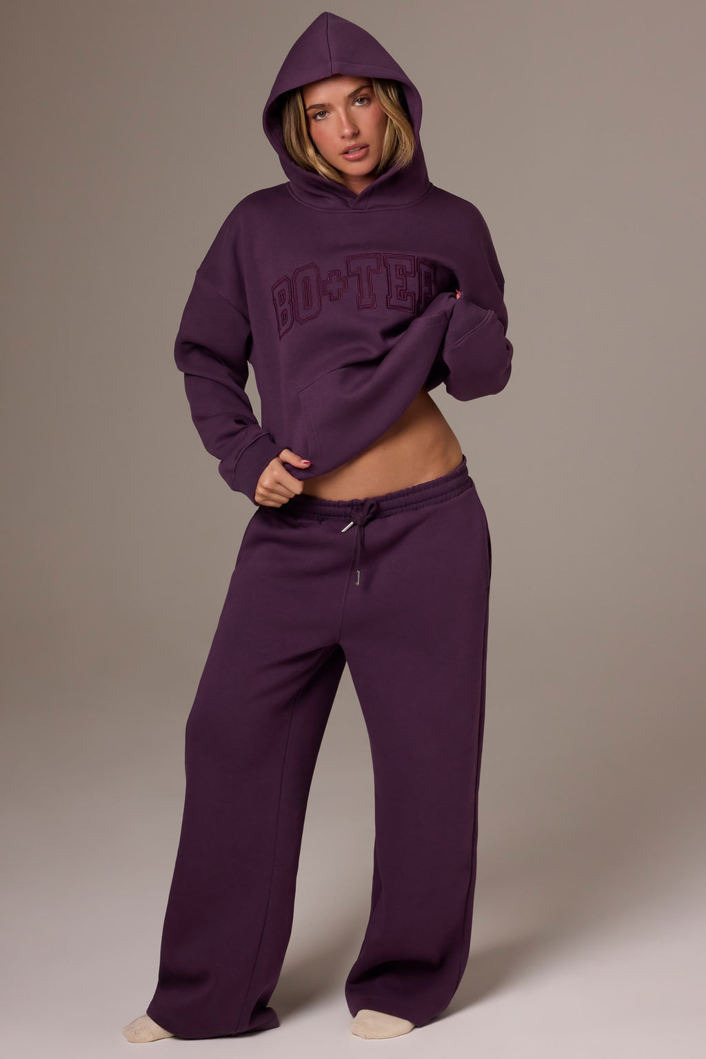 Brushed Jersey Wide-Leg Joggers in Plum