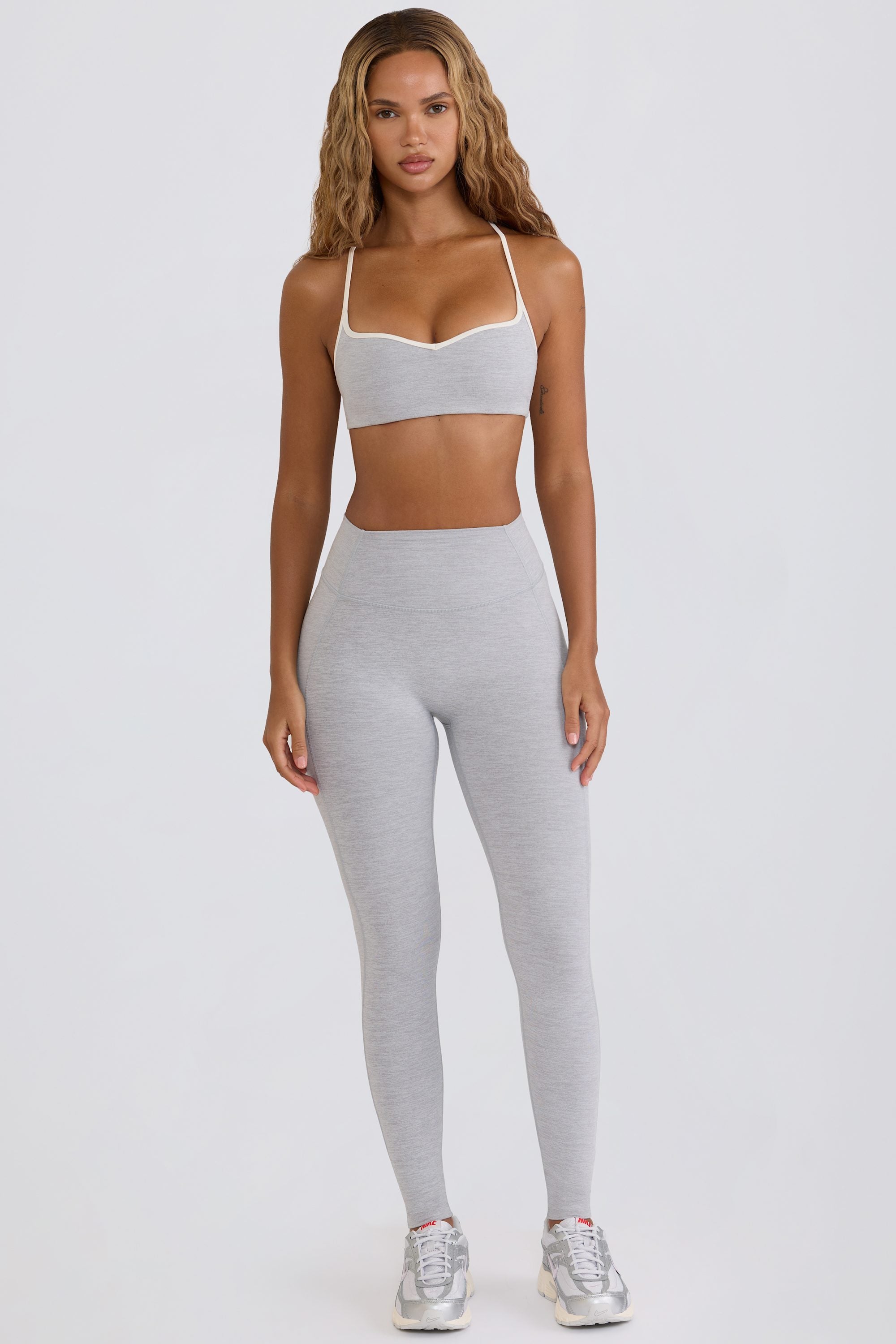 Soft Active Mid-Rise Leggings in Grey