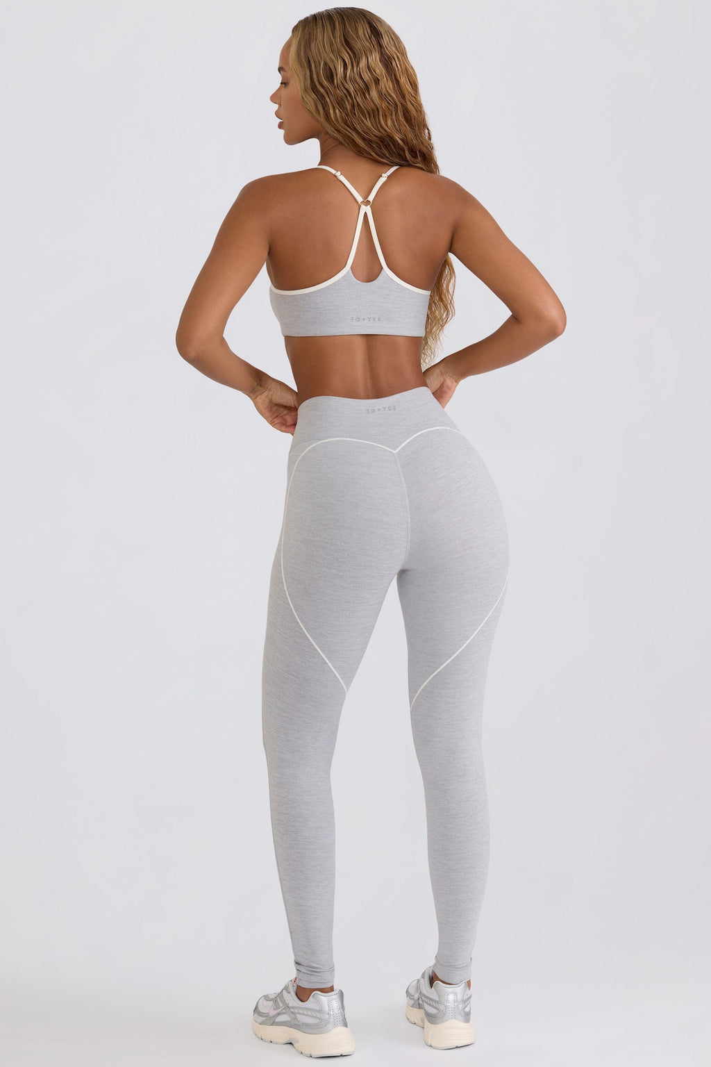 Soft Active Mid-Rise Leggings in Grey