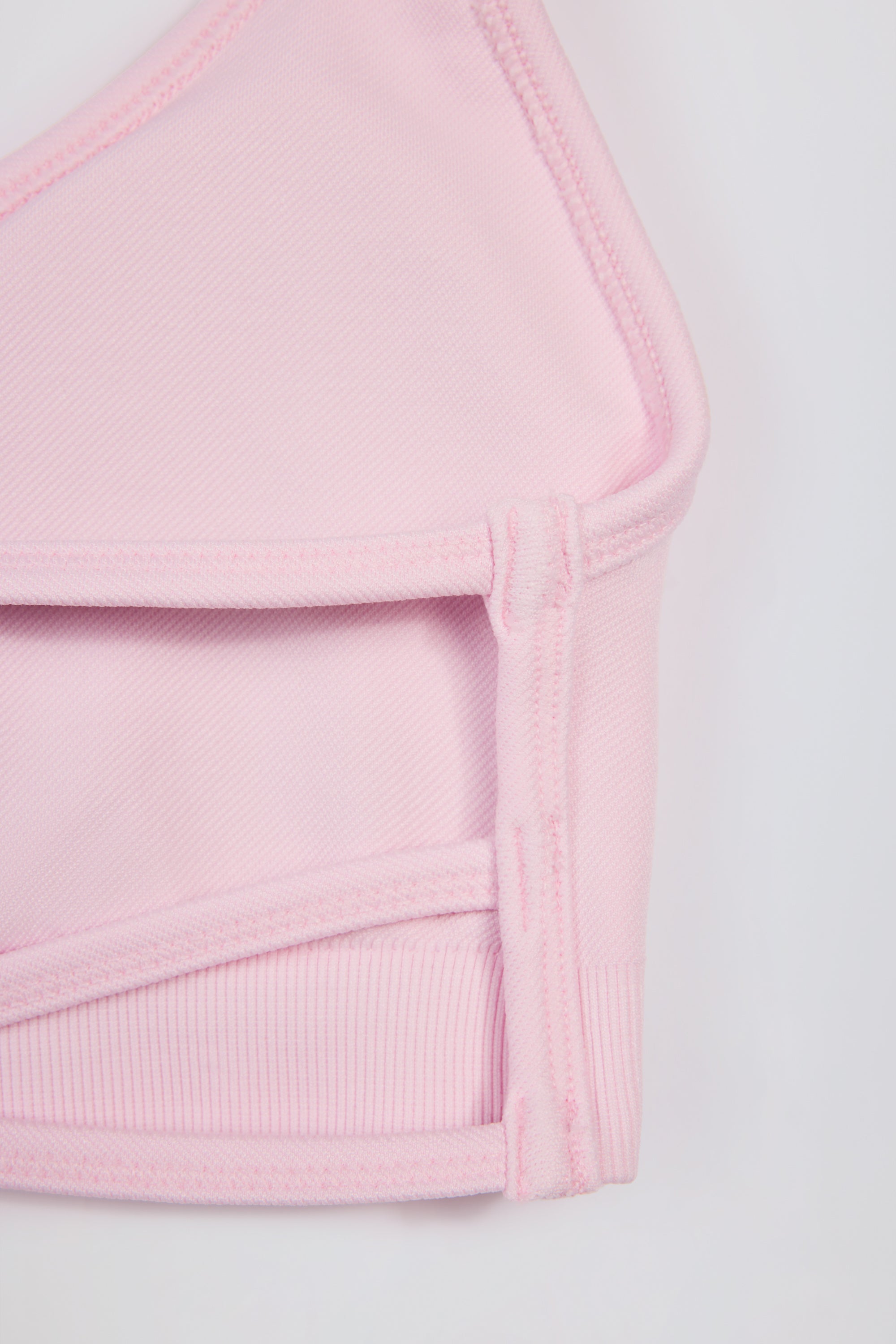 Super Sculpt Seamless Backless Sports Bra in Powder Pink