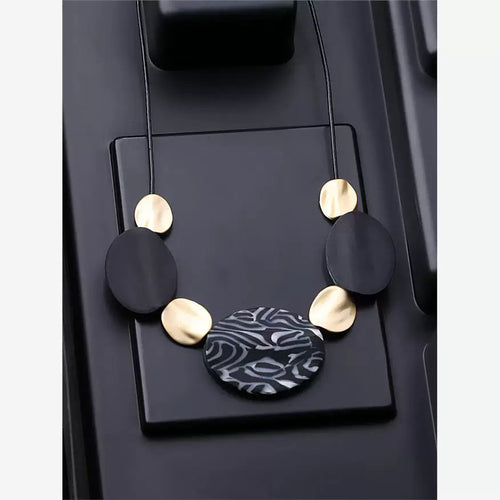 Gzixy | European Style Clavicle Chain Necklace for Women – Decorative Sweater Jewelry Accessory