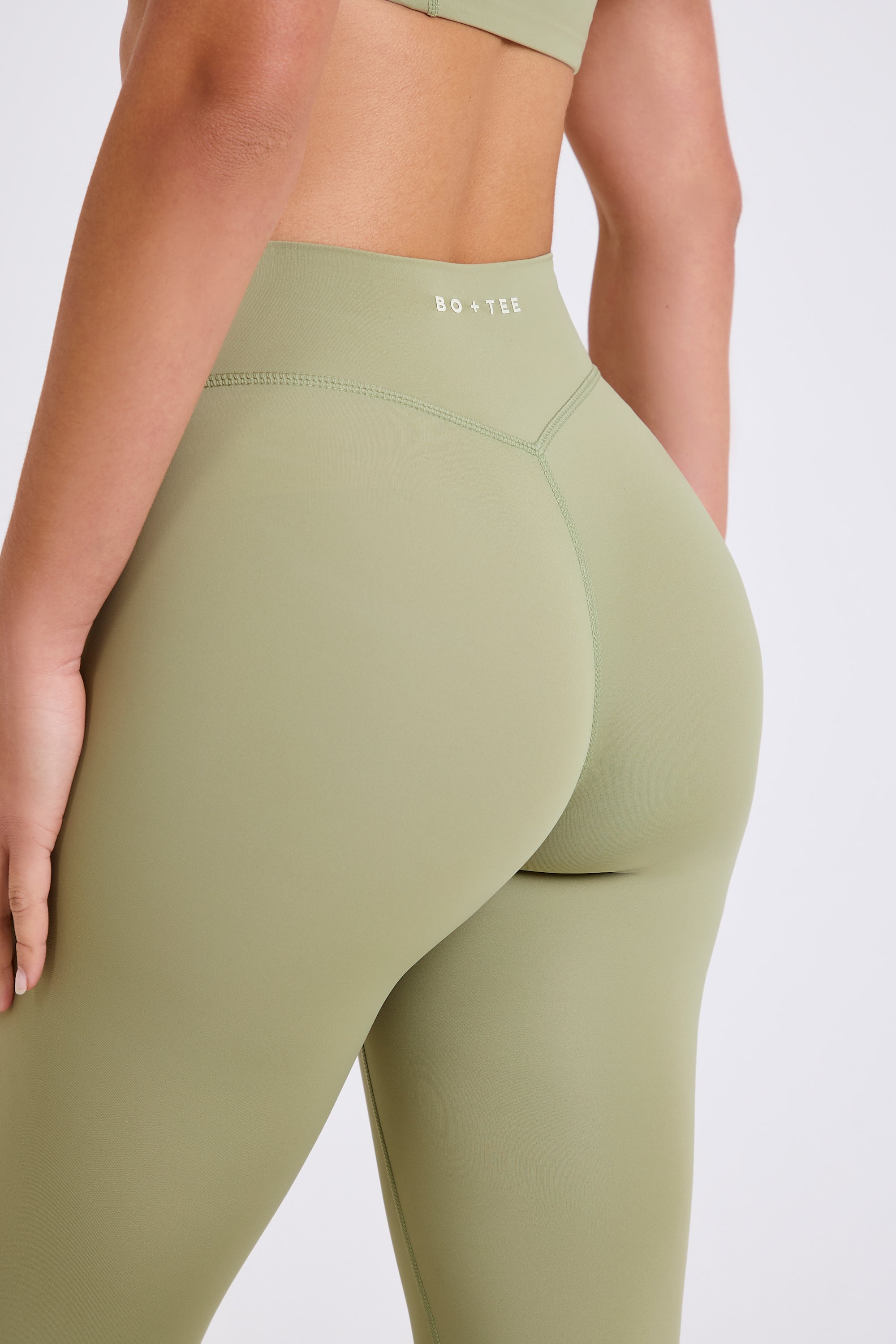 Four-Way Stretch High-Waist Leggings in Matcha