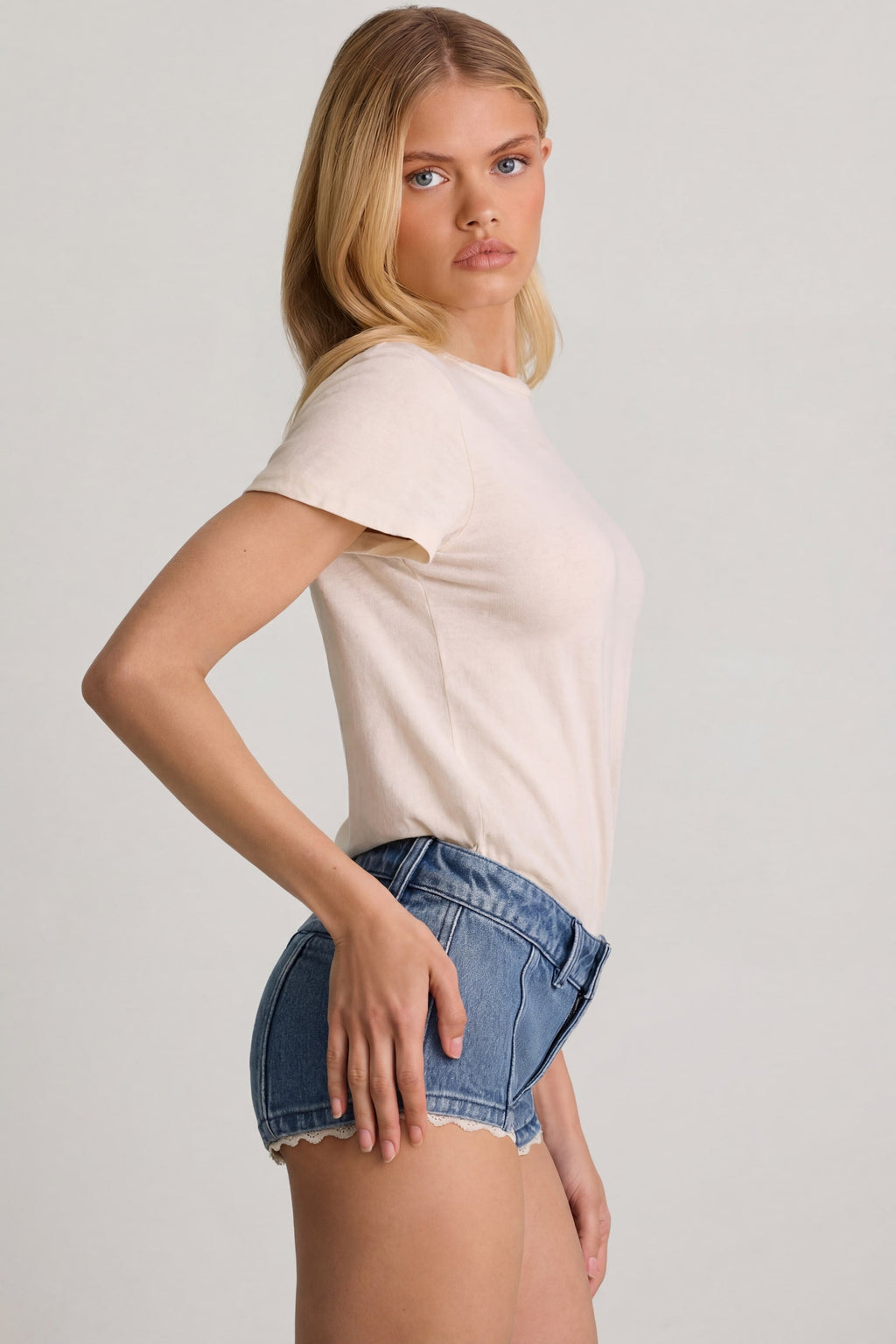 Low-Rise Hot Pants in Mid-Blue